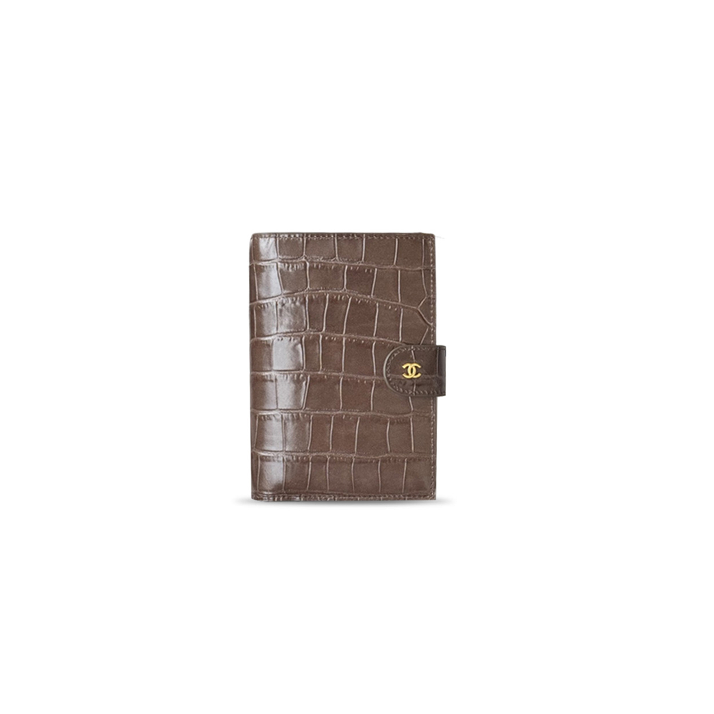 CHANEL MASTER CROCODILE-EMBOSSED PASSPORT HOLDER AP5193 (14*10.5*2cm)